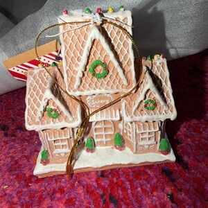 NWT | Mini Gingerbread House Ornament bakery